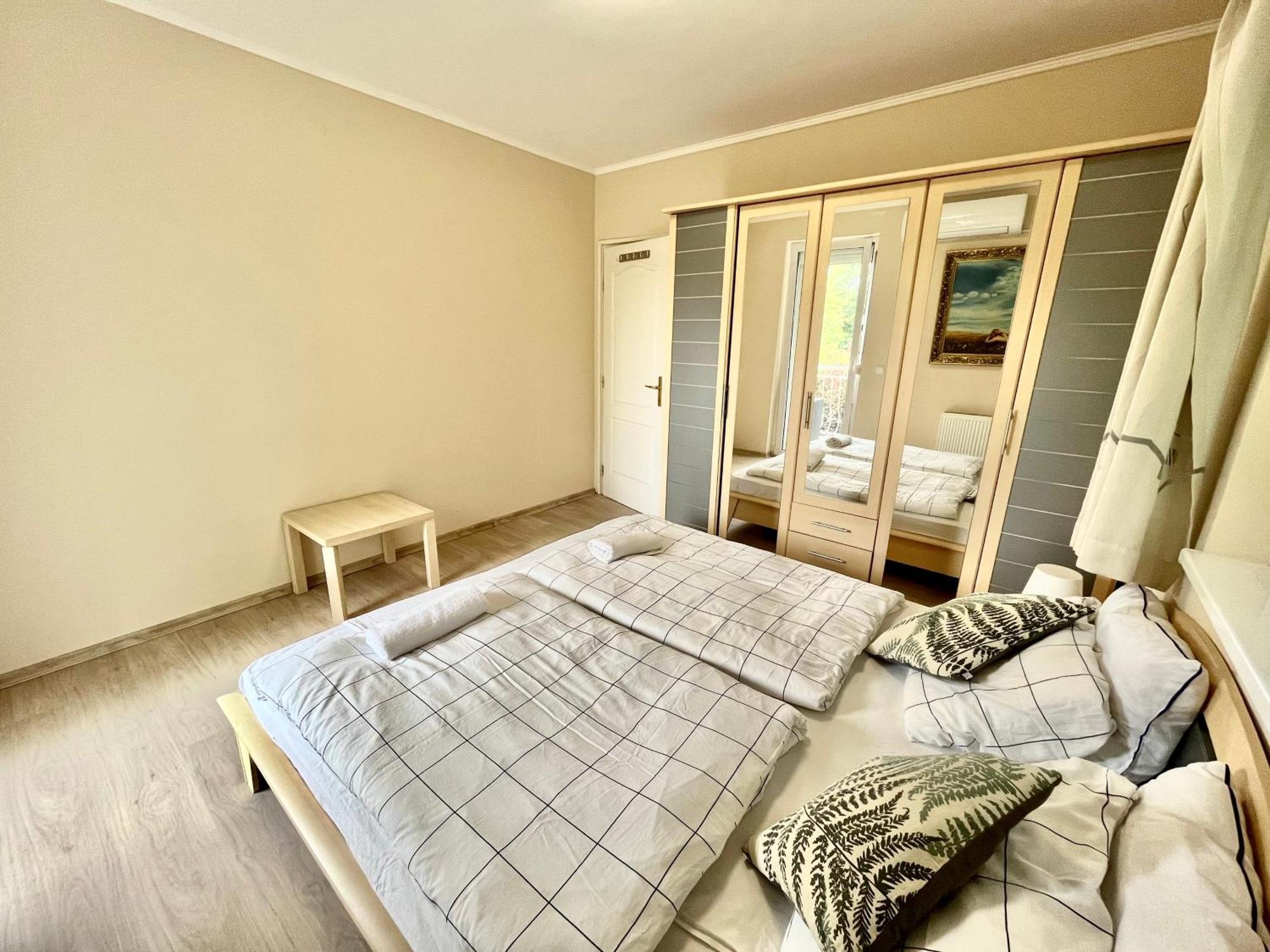 Langman Guesthouse Budapest Exterior foto